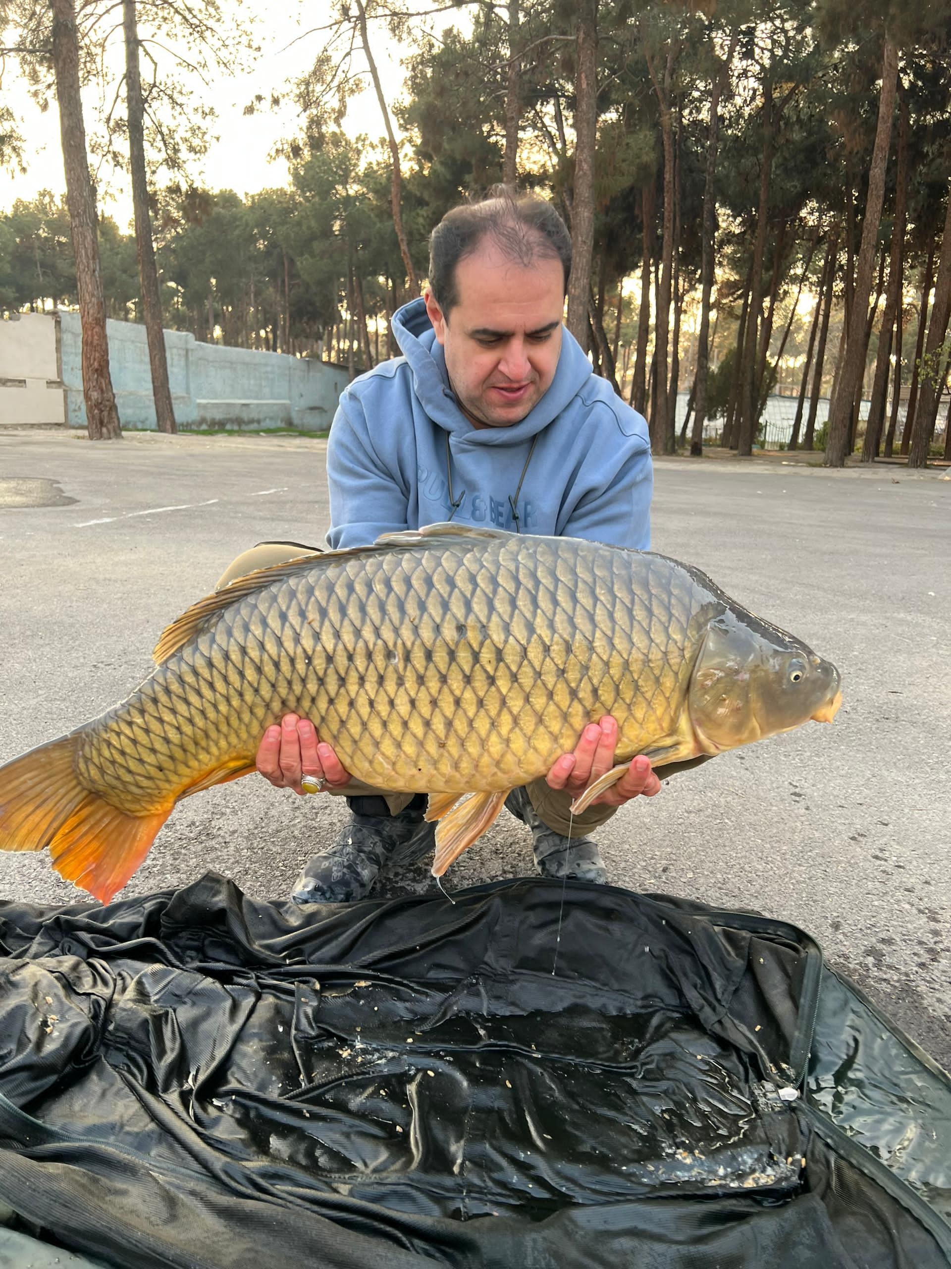 ماهیگیری با آرش محمودی